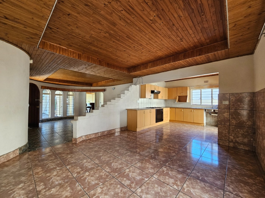 4 Bedroom Property for Sale in Vaalpark Free State